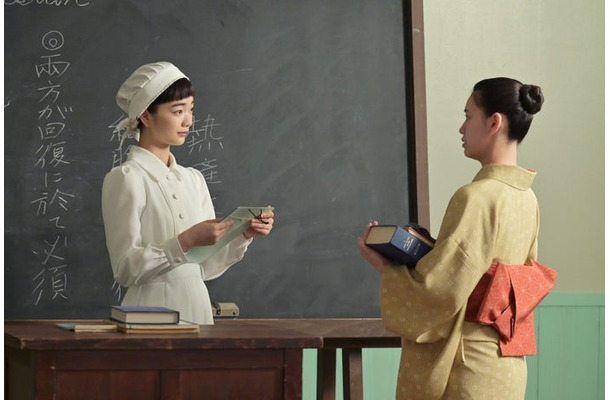 見上愛、池田朱那「風、薫る」第66話（C）NHK