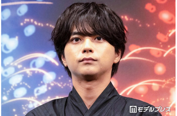 映画「君と花火と約束と」の完成披露試写会に登場した佐藤勝利（C）モデルプレス