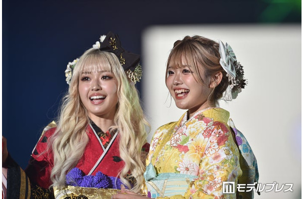 雨宮由乙花、雨宮未苺(C)モデルプレス