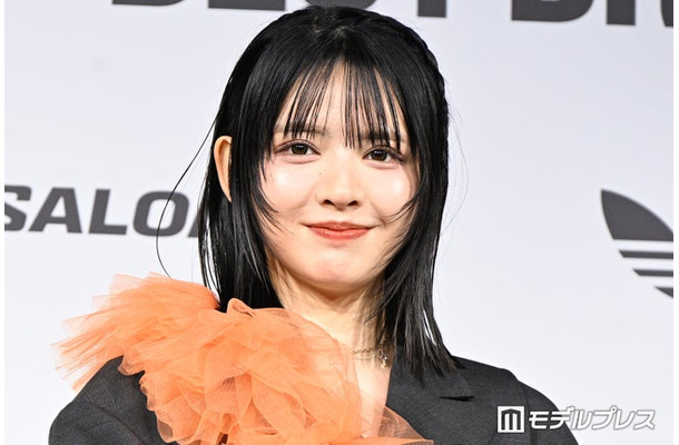 鎮西寿々歌(C)モデルプレス