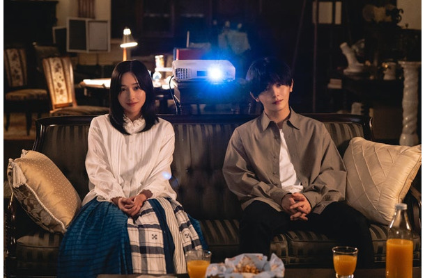 堀田真由、山田涼介「一次元の挿し木」第2話（C）読売テレビ・日本テレビ