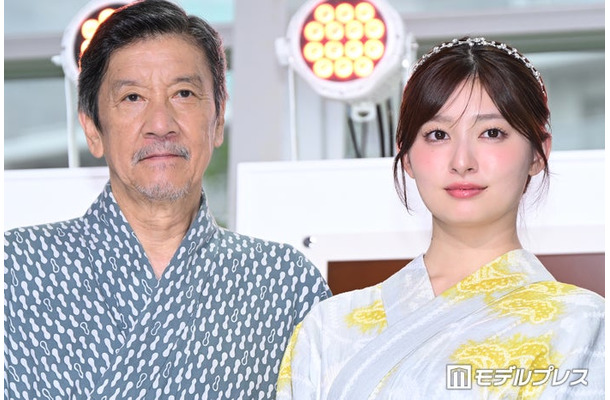 「名探偵のままでいて」制作発表記者会見に出席した奥田瑛二、吉川愛（C）モデルプレス