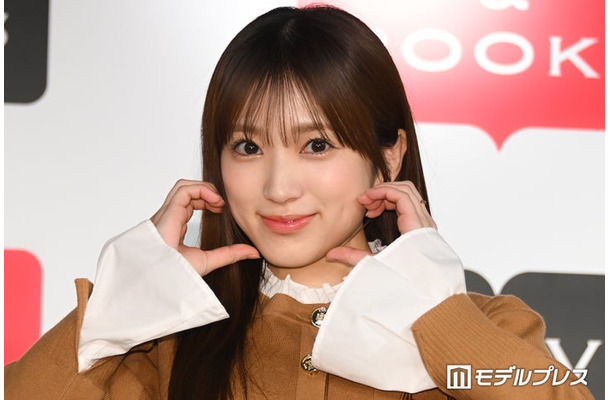 矢吹奈子(C)モデルプレス