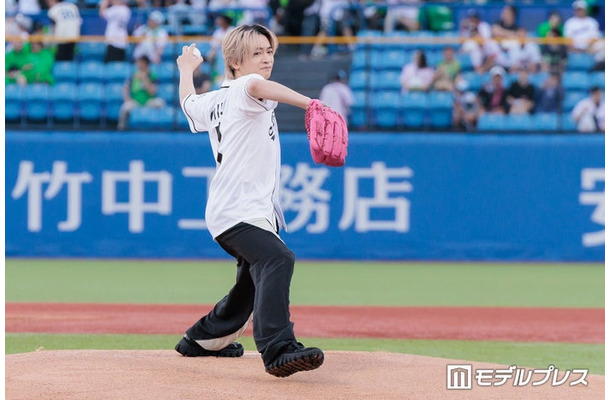 イベントに出席した知念侑李（C）モデルプレス