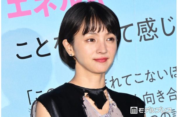 映画「時には懺悔を」初日舞台挨拶に登壇した満島ひかり（C）モデルプレス