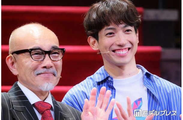 ミュージカル「民王」囲み取材に出席した竹中直人、有澤樟太郎（C）モデルプレス