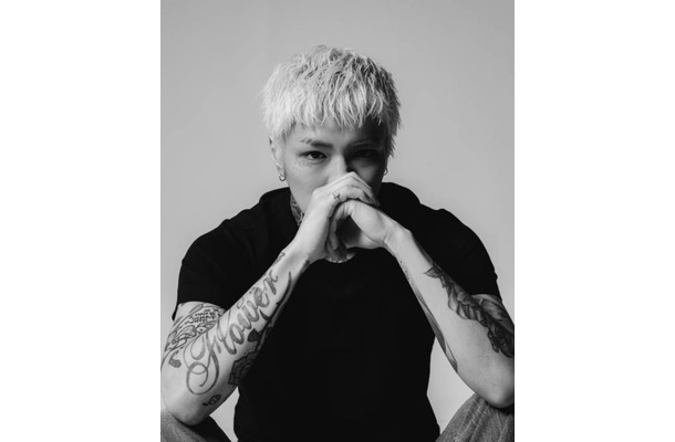 LEX、18歳の頃に制作した未発表曲「So Sad」リリース｜10月にはキャリア初のアリーナ公演が控える