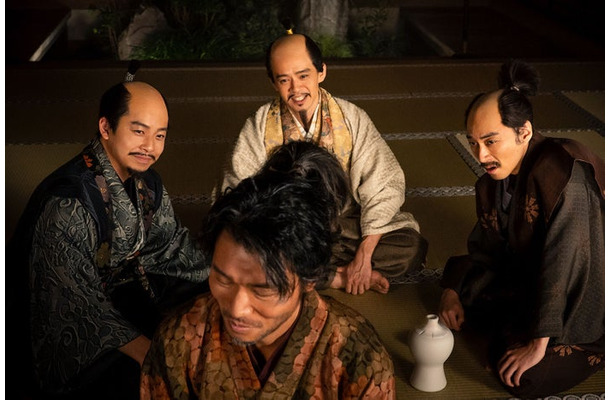 高橋努、仲野太賀、池松壮亮、渋谷謙人「豊臣兄弟！」第37話（C）NHK