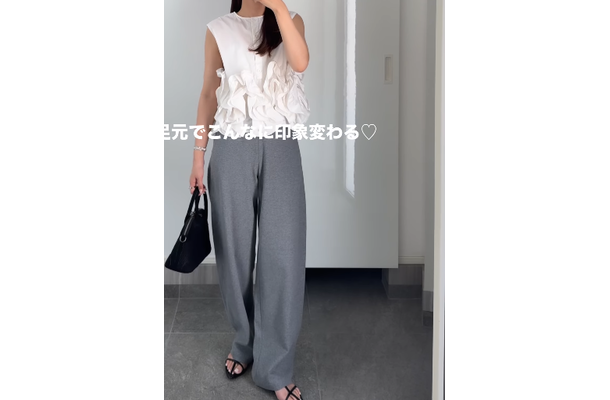 快適に穿けてシルエットがキレイ！【ユニクロ】バズりパンツの秋新作の着こなし【40代の毎日コーデ】