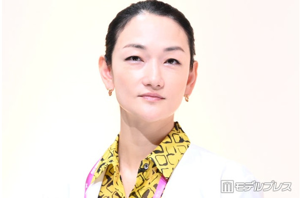 ドラマ「アナログナース～デジタルってなんなんだよ！？～」記者会見に参加した冨永愛（C）モデルプレス