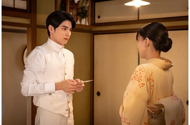 本田響矢、芳根京子「波うららかに、めおと日和」第1話（C）フジテレビ