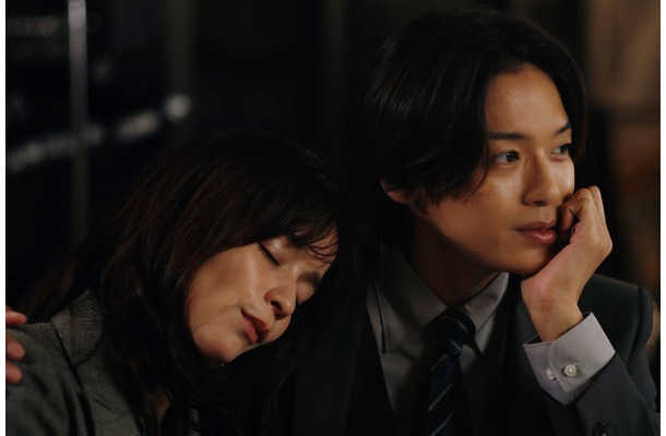 加藤ローサ、高木雄也（C）江國香織／KADOKAWA／テレビ朝日・ストームレーベルズ