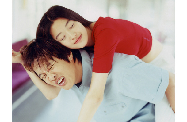 『猟奇的な彼女 4K完全版』　（C） 2001 ShinCine Communications Co., Ltd., All Rights Reserved