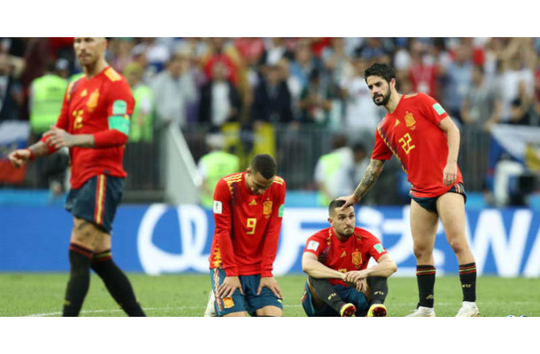 スペイン代表、W杯衝撃敗戦…セスクは「ティキタカを絶つ時だ」