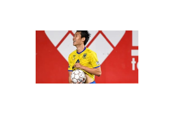 鎌田大地、ベルギー移籍後3ゴール目！無慈悲PKを見よ（動画あり）