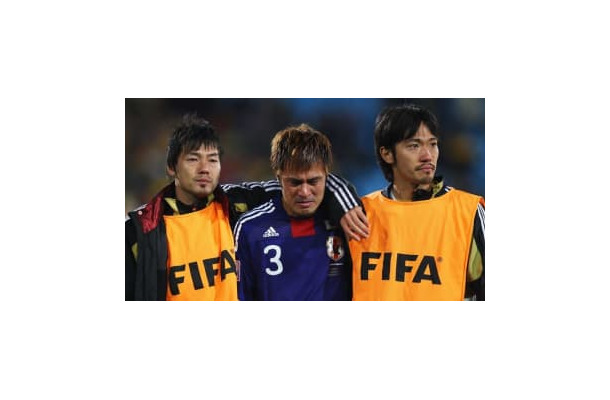 駒野友一、サッカー界屈指の“寡黙な男”が見せた「歓喜」がこれ