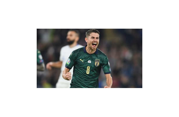 イタリア代表、ピッチ上での「緑のルネッサンス」サードユニフォームを見る