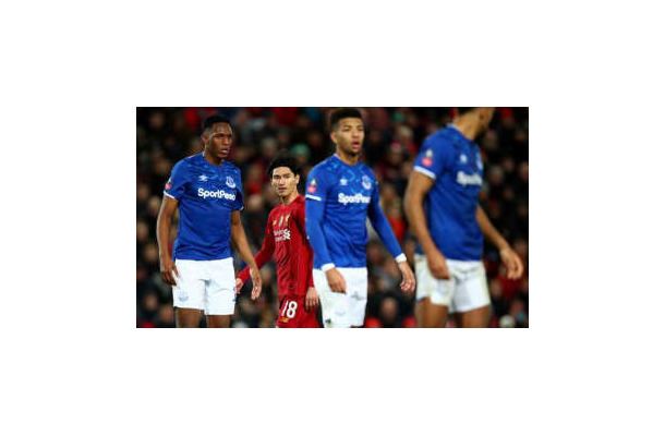 南野デビューの裏で…ファンと選手が一触即発！緊迫の場面がこれ