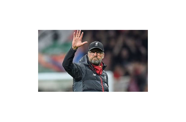 「クロップ監督の返事」が話題…ユナイテッド熱狂サポの少年が歓喜