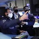 NY株反落、66ドル安