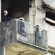 焼け跡の遺体に刺し傷、事件か