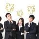 将来、年金を月10万円もらえる人は、会社員として働いているときの年収はいくら必要なの？