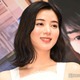池田エライザ、スタイル際立つ白ワンピ姿で登場 高校生役は「ほぼすっぴん」【リライト】