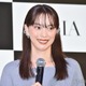 蛯原友里、圧巻美脚輝くミニコーデ「眼福」「理想的なスタイル」と反響