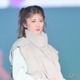 樋口日奈、“超ミニ丈”で色白美脚全開「スタイル良すぎ」「透明感すごい」と絶賛の声