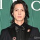 山下智久、公園・コインパーキング…変装なし街中ショットに驚きの声「普通にいてびっくり」「遭遇したい」
