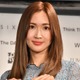 紗栄子、ミニスカのカジュアルコーデで美脚スラリ「可愛すぎる社長」「スタイルレベチ」の声