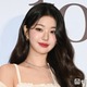 IVEウォニョン、ぱっつん前髪＆ツインテールで大胆イメチェン「お人形さんみたい」「見惚れる」と反響続々