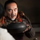 竹中直人が狂演！信長を二度も裏切った悪人・松永久秀と名器「平蜘蛛」をめぐる通説【NHK大河『豊臣兄弟！』20話】
