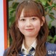 卒業発表のAKB48大盛真歩、平成レトロカフェでミニスカ美脚披露「この可愛さはズルい」「上目遣いがたまらない」とファン悶絶