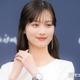 山下美月、京都でのほっそり二の腕際立つノースリーブ姿公開「透明感すごい」「夏の妖精さんみたい」