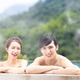 温泉旅行でビックリ！ 男性が「育ちが悪い」と感じる40代女性のお風呂マナー