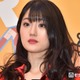 “可愛すぎる新喜劇女優”小寺真理、圧巻美脚際立つミニスカスーツ姿に熱視線「大人の色気がすごい」「綺麗なボディライン」