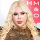“整形総額1億円超え”アレン様、月の美容費は「140〜150万円」唇ヒアルロン酸注射事情もぶっちゃけ「針穴から漏れ出るくらい…」