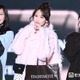 FRUITS ZIPPER真中まな・松本かれん・月足天音、メンカラ取り入れたスタイリングで魅力放つ【TGC2026A/W】