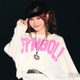 CANDY TUNE村川緋杏、福岡凱旋ランウェイ ショーパン×メンカラニーハイでポップな装い【TGC北九州2026】