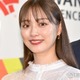 内田理央、ジャケット＆ミニスカの秋私服で美脚スラリ「オシャレで格好良い」「脚長くて憧れ」の声