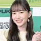 井桁弘恵、美脚際立つミニスカユニフォーム姿に反響「可愛さ優勝」「スタイル抜群」