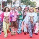 仲里依紗、37歳誕生日に夢が実現＆妹・れいなと渋谷で姉妹ランウェイ披露