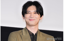 吉沢亮、父親役俳優との年齢差に驚き「ごめんなさい」【ぼくが生きてる、ふたつの世界】