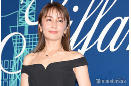 矢田亜希子、29歳思い出ショットで母親公開「今も昔も綺麗」「美人親子」と反響