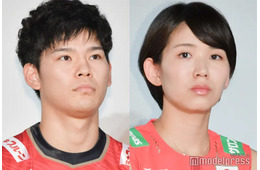 西田有志選手、妻・古賀紗理那＆愛犬との密着ショット公開「みんな可愛い」「尊い」の声