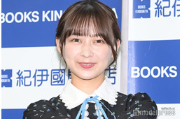 元乃木坂46鈴木絢音、レースワンピでほっそり美脚透ける「圧倒的美」「スタイル抜群」の声