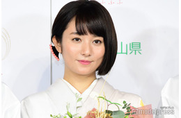 木村文乃「冷蔵庫にある具材で即席」手作りお雑煮披露「斬新」「華やかな食卓」と絶賛の声