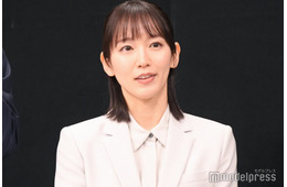 吉岡里帆、森愁斗らの歌声に涙 ミセス「点描の唄」で美声披露【御上先生】