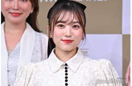 矢吹奈子、美脚際立つ制服姿披露「御上先生」オフショットに「可愛すぎる」「彼女感たまらない」と反響